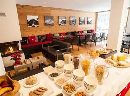 Hotel Elite Alpine - & Breakfast 4*