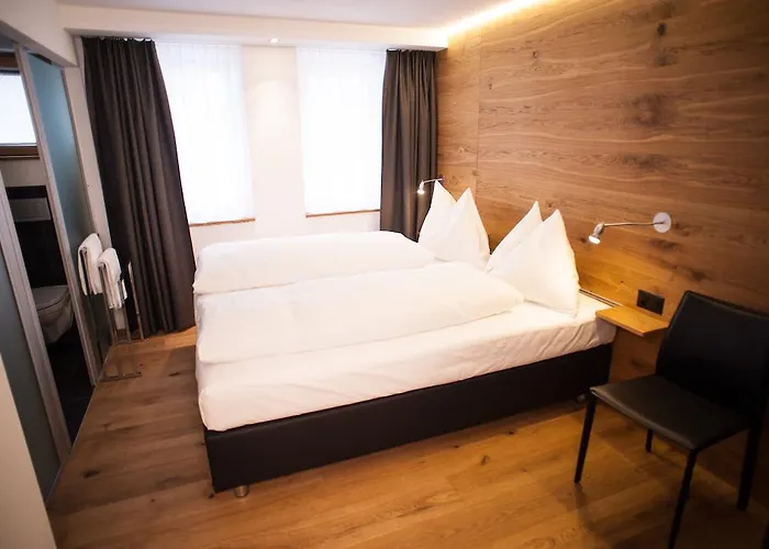 Elite Alpine - & Breakfast Otel 4*