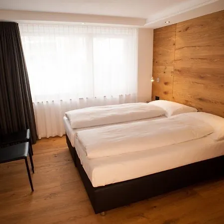 Hotel Elite Alpine - & Breakfast 4*
