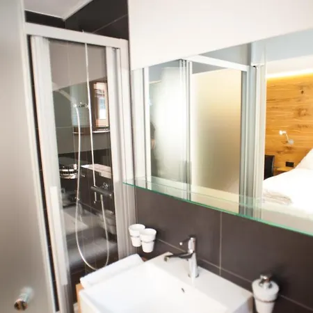 Elite Alpine - & Breakfast 4* Saas-Fee