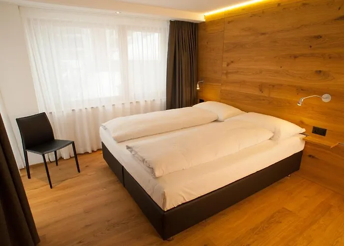 Elite Alpine - & Breakfast 4*