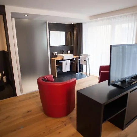 Ξενοδοχείο Elite Alpine - & Breakfast 4*